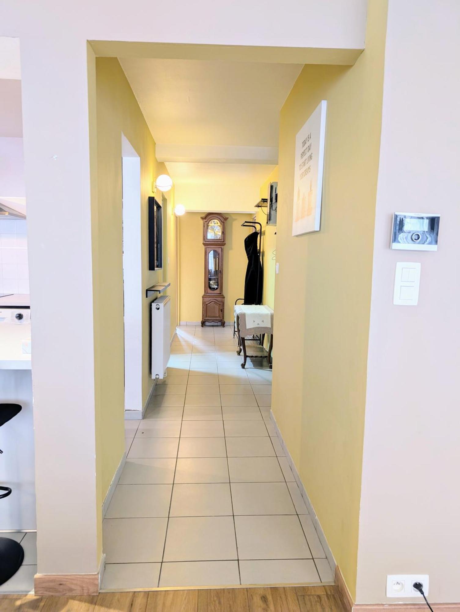 Superbe Appartement Dans Le Centre De Mons - Arivee Autonome Exterior photo